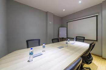 Treebo Golden Pearl Koramangala Bangalore Exterior foto