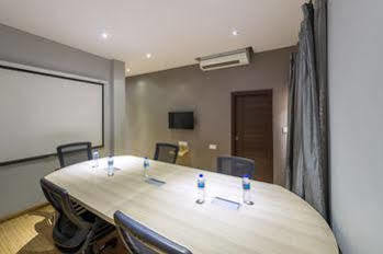 Treebo Golden Pearl Koramangala Bangalore Exterior foto