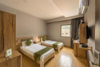 Treebo Golden Pearl Koramangala Bangalore Exterior foto